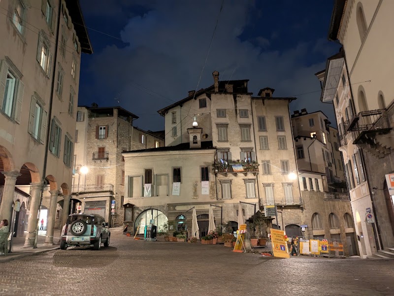 🚶 Piazza Mercato delle Scarpe