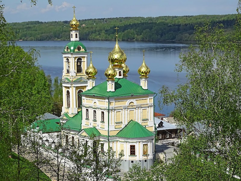 Гора Левитана (Деревянная Воскресенская церковь)