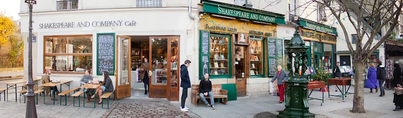 🚶 Walk to Shakespeare and Company
