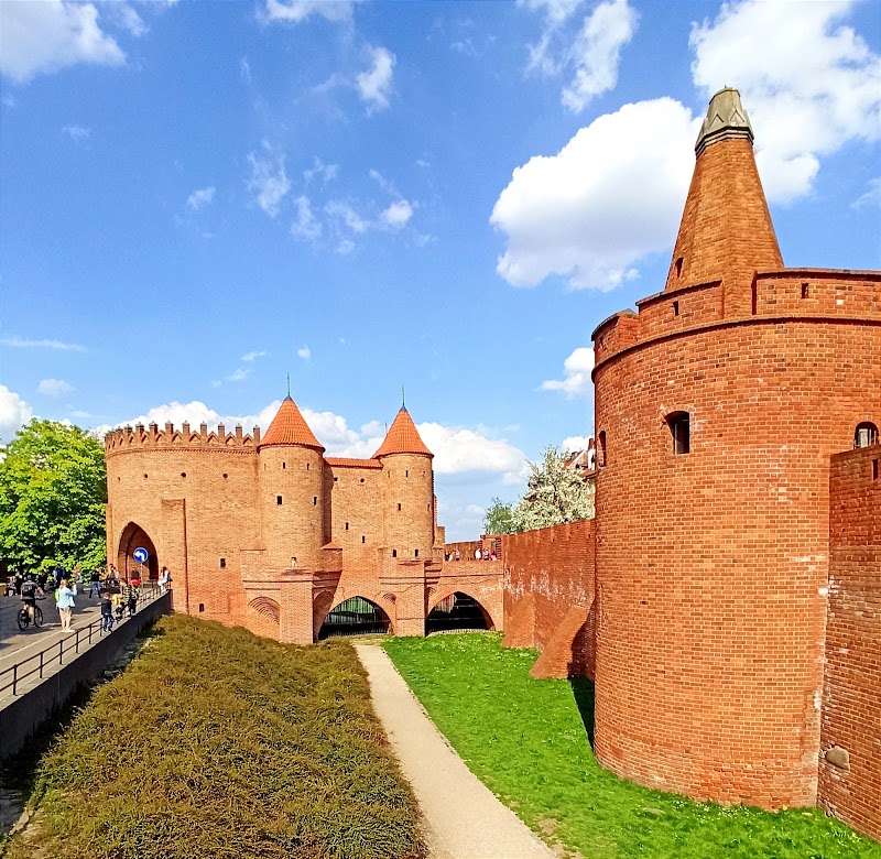 Варшавский Барбакан