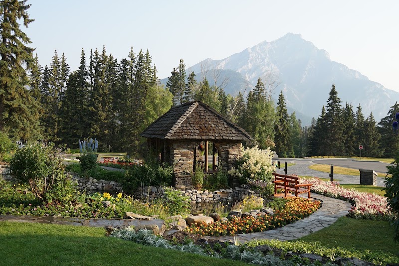 Banff Gondola и вершина Sulphur Mountain