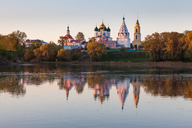 Соборная площадь и Успенский собор