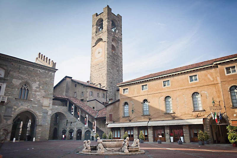 🔔 Башня Кампаноне (Torre del Campanone)