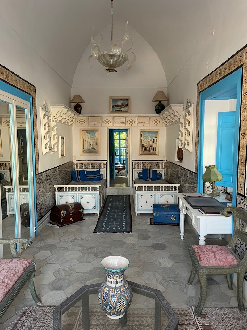 🚶 Rue Hédi Zarrouk