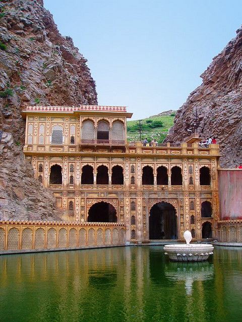 Альберт-Холл (Albert Hall Museum)