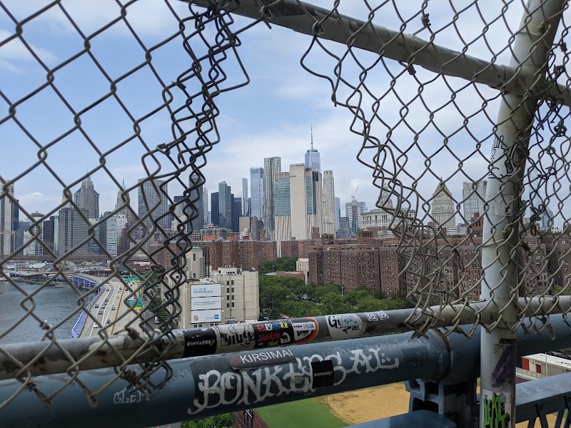 Manhattan Bridge Pedestrian Path