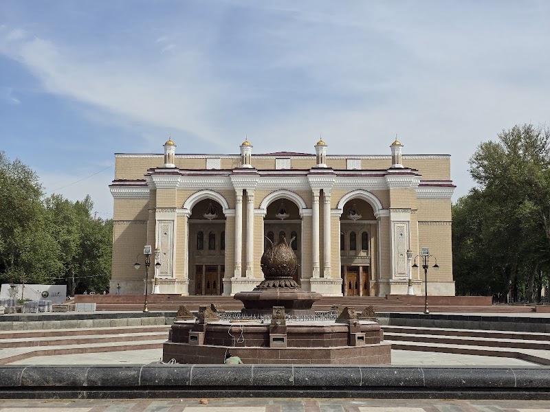 ГАБТ имени Алишера Навои