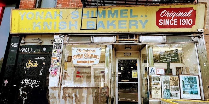 Yonah Schimmel Knish Bakery