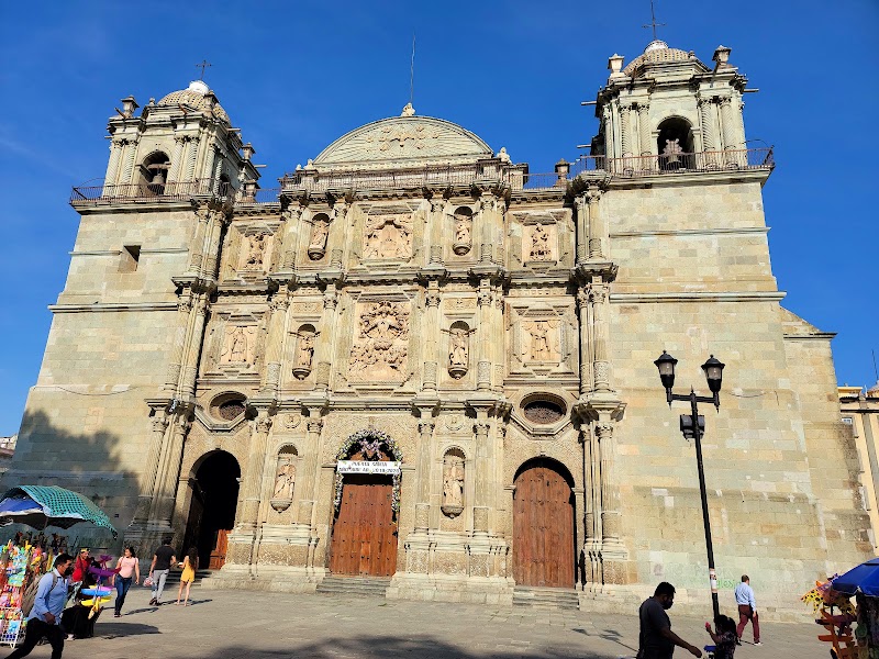 Zócalo и Catedral Metropolitana