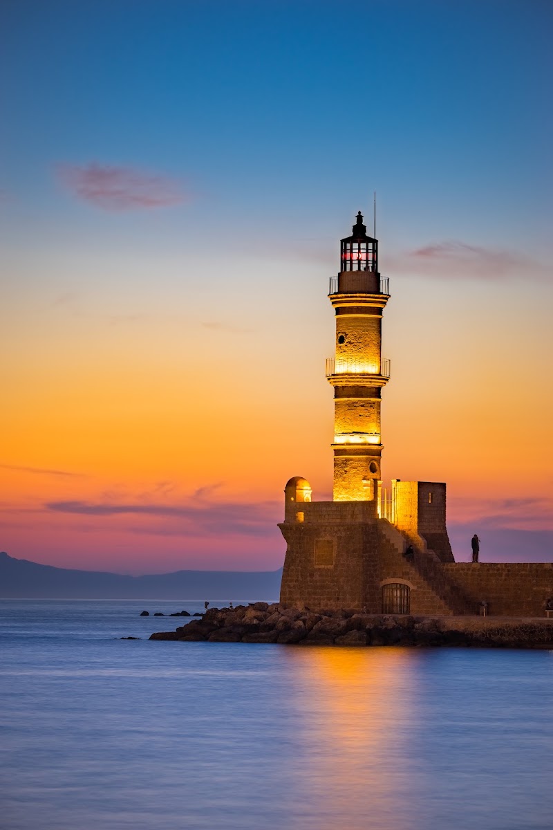 Венецианский маяк и мол Ханьи (Chania Lighthouse)