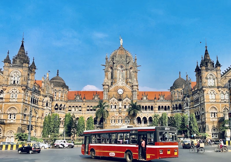 Gateway of India & Taj Mahal Palace