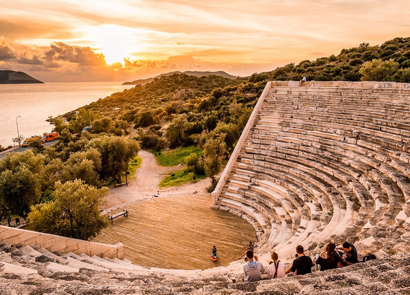 Antiphellos Antik Tiyatrosu