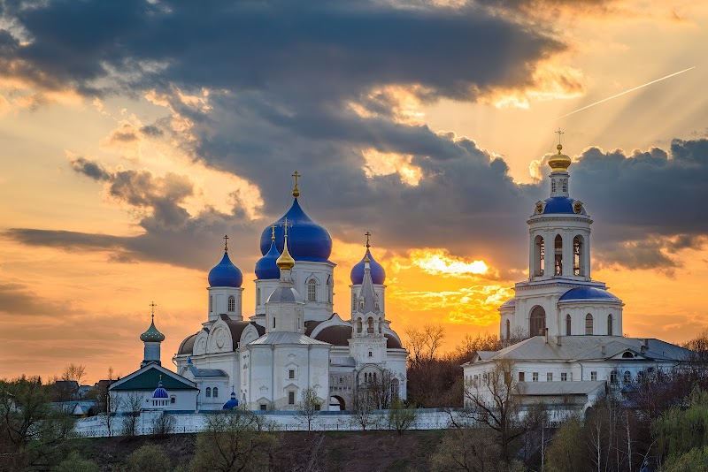 Свято-Боголюбский монастырь