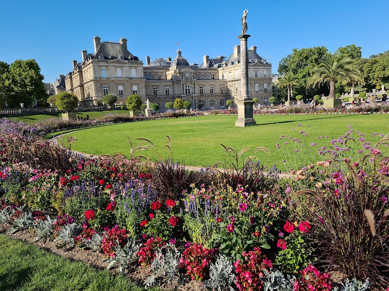 🚶 Walk to Jardin du Luxembourg