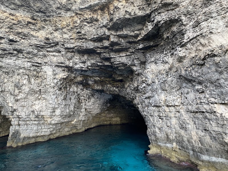 🚶 Trek to Crystal Lagoon