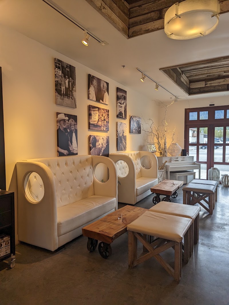 Icicle Ridge Winery Tasting Room